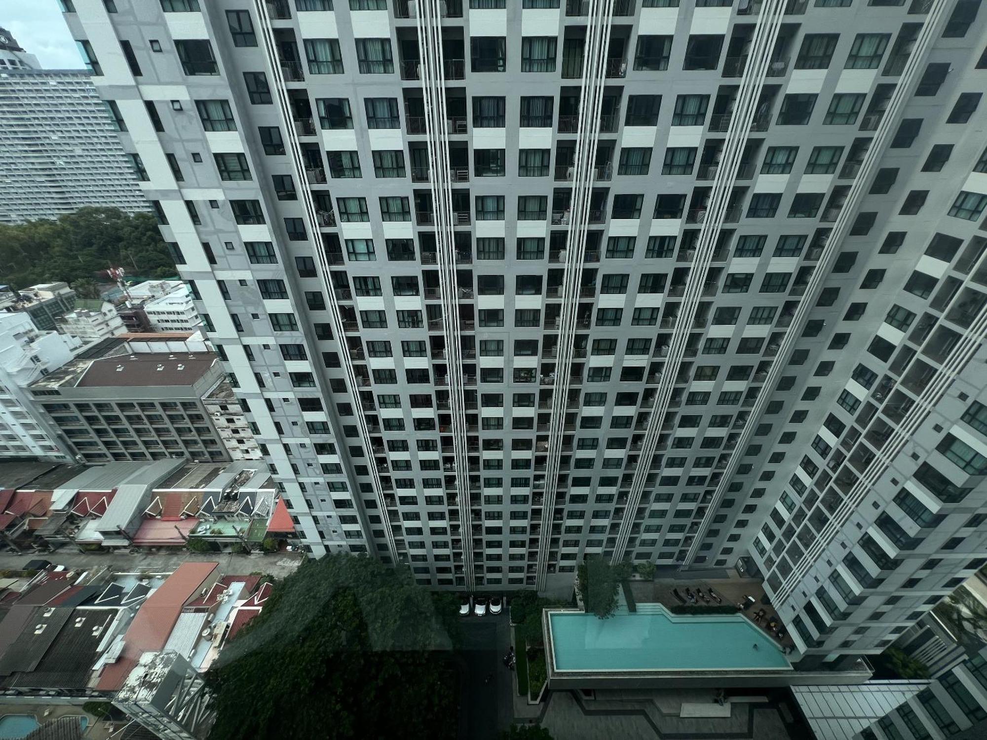 The Base Central Pattaya By Mickey المظهر الخارجي الصورة