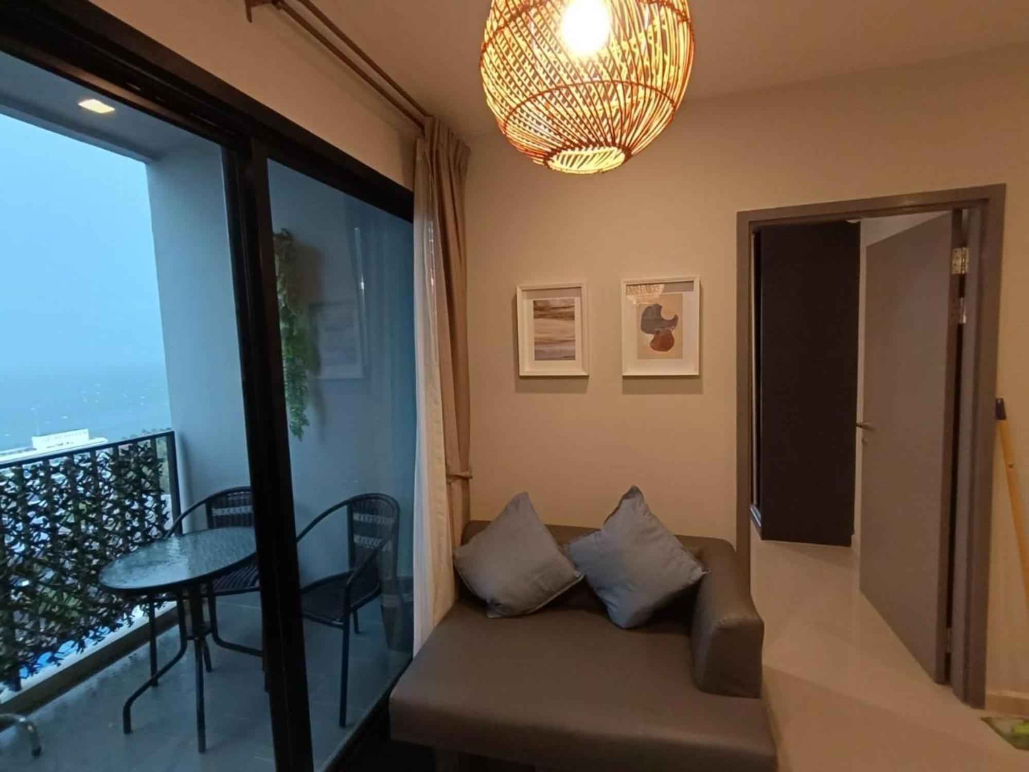 The Base Central Pattaya By Mickey المظهر الخارجي الصورة