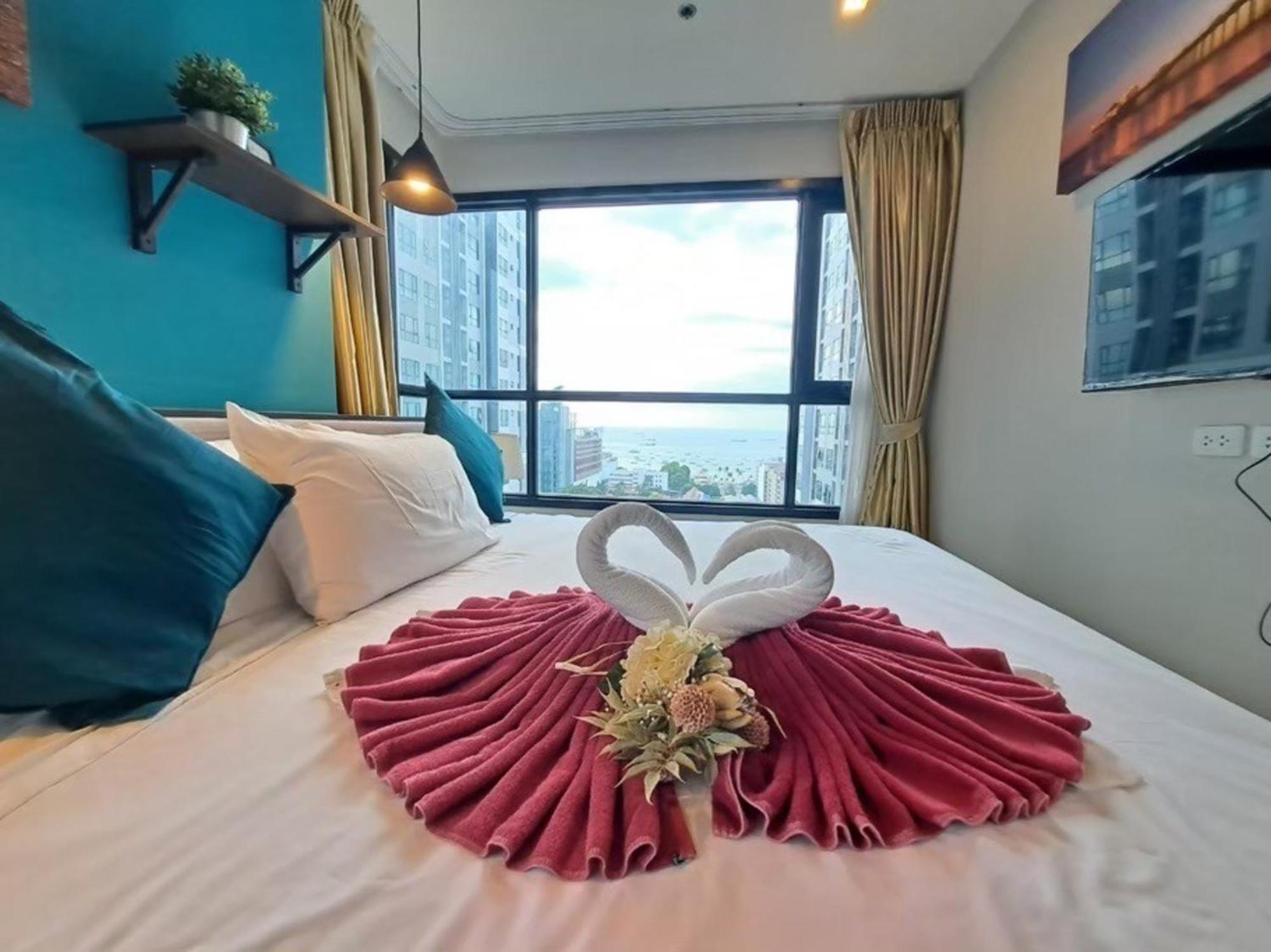 The Base Central Pattaya By Mickey المظهر الخارجي الصورة